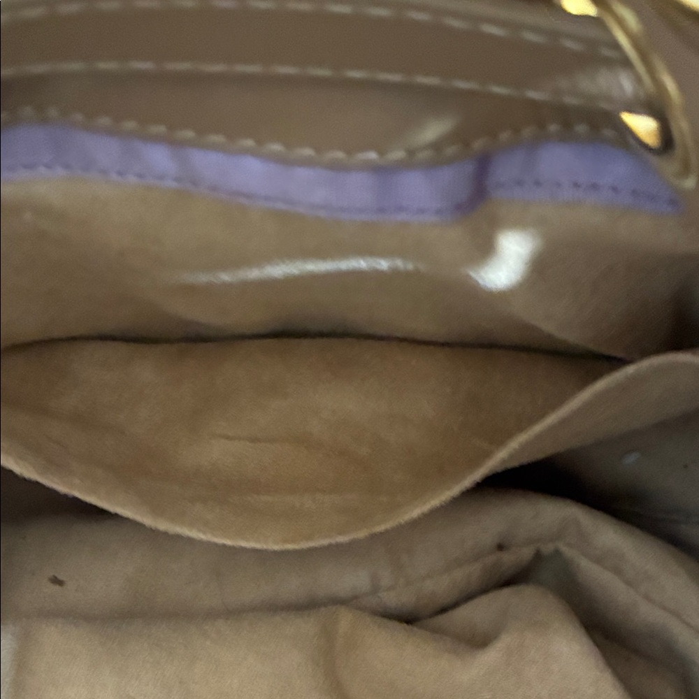 Jimmy Choo Cream Leather Shoulder Bag with Gold Accents - Picture 6 of 9